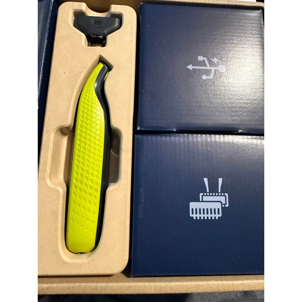 Norelco Philips OneBlade 360 Face, Beard Trimmer and Shaver, New In Open Box